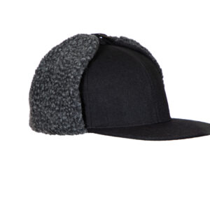 9082 GORRA CON OREJERAS